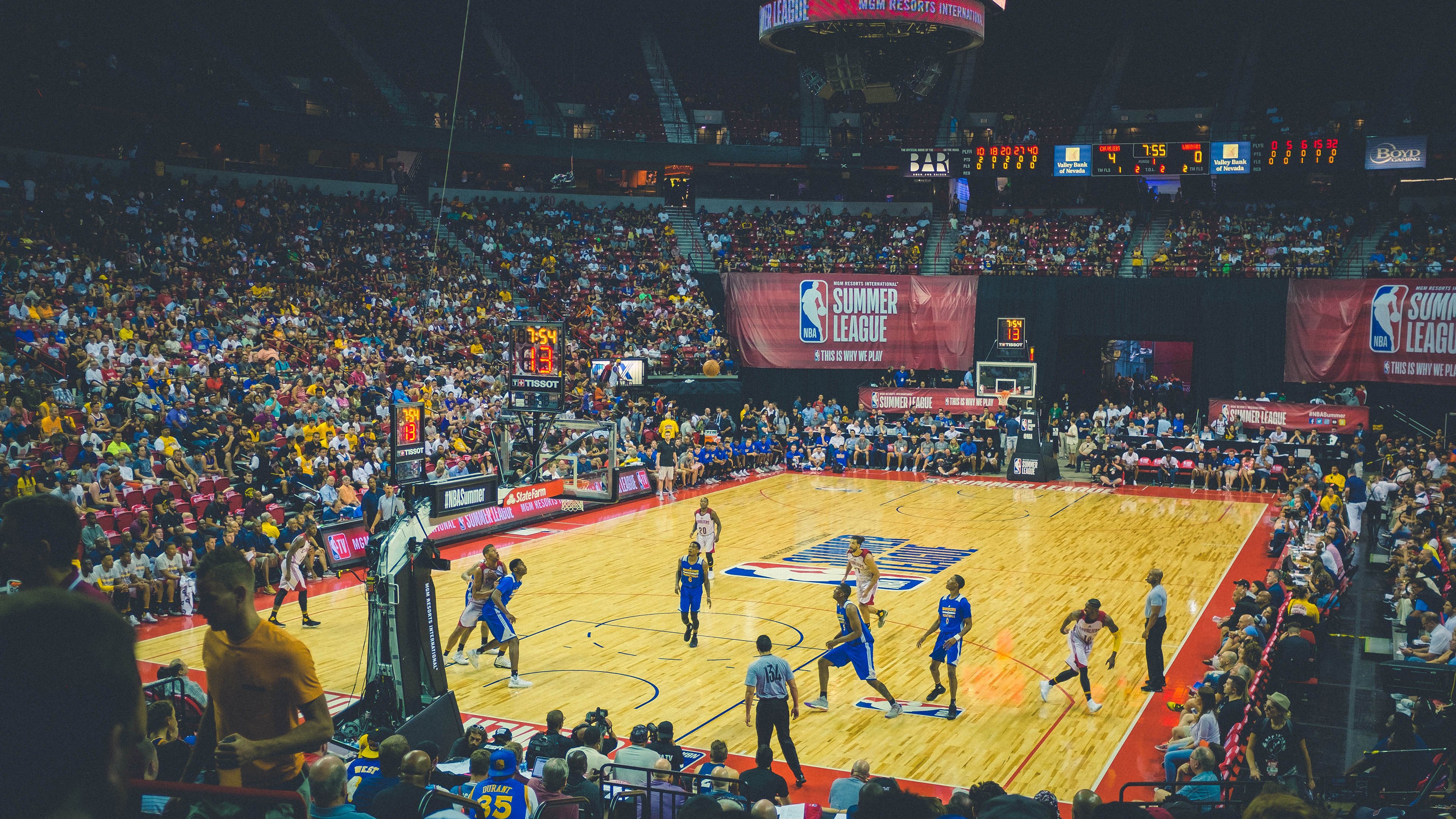 体育外交再谱新篇，中外运动员友谊赛促进文化交流与和平共处